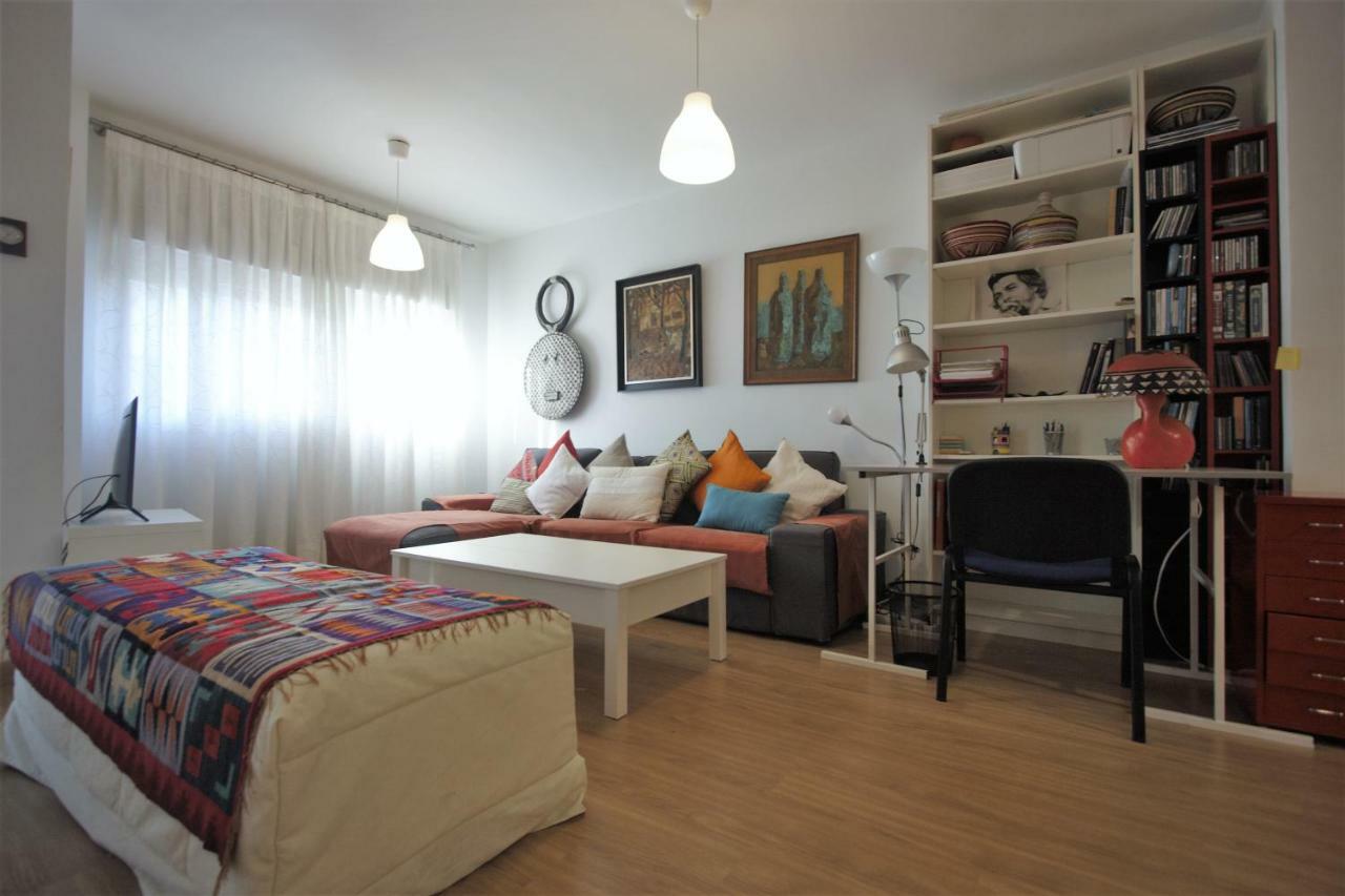 Bonito Apart. Con Parking Y Piscina Mairena del Aljarafe Exterior foto
