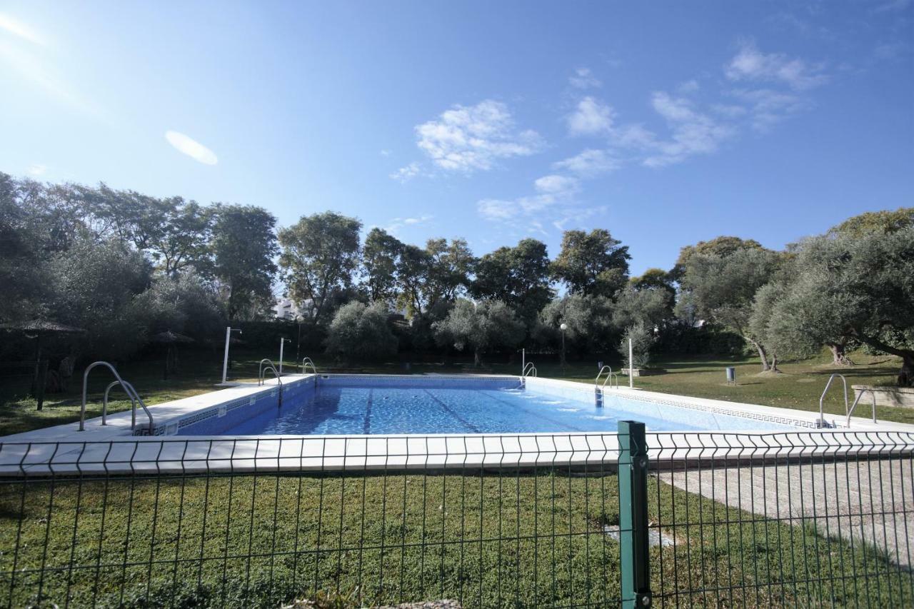 Bonito Apart. Con Parking Y Piscina Mairena del Aljarafe Exterior foto